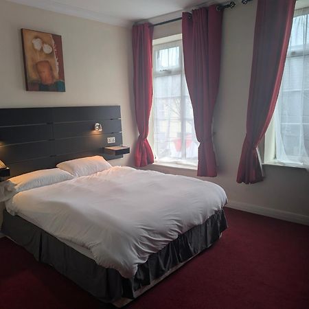 The Western Hotel Claremorris Exterior foto