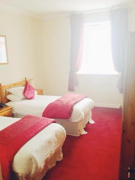 The Western Hotel Claremorris Zimmer foto