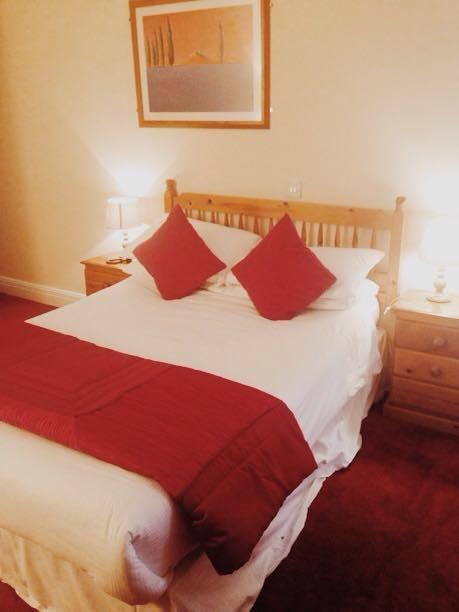 The Western Hotel Claremorris Zimmer foto