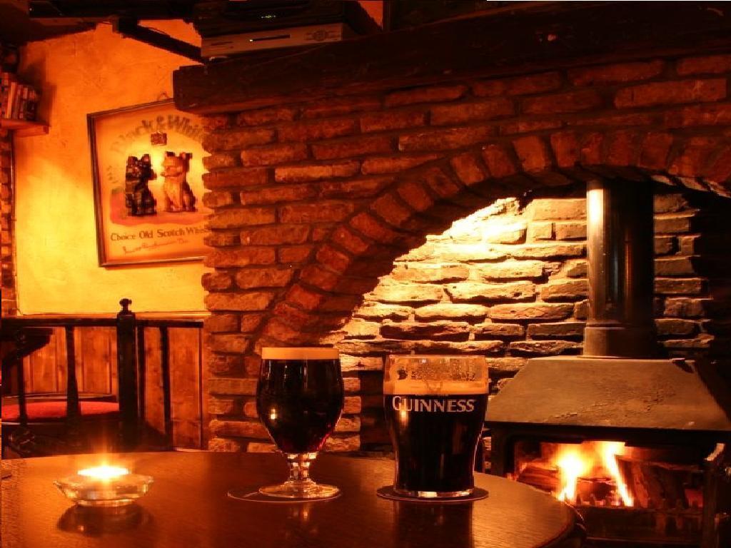 The Western Hotel Claremorris Exterior foto